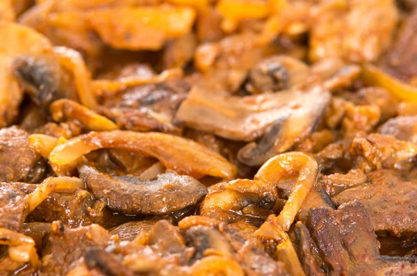 Guisado de carne com cogumelos — Fotografia de Stock