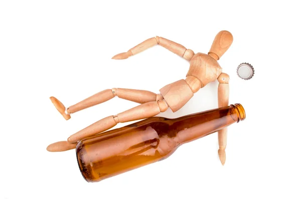 Wood model drunk with beer — Stock Photo, Image