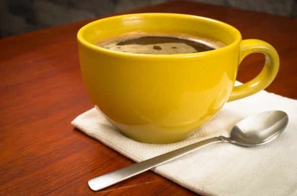 Yellow coffee cup — Stock Photo, Image