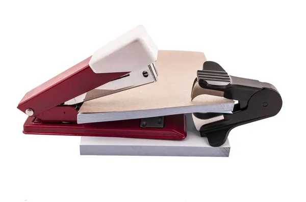 Staple remover, stapler and note pad — Stock Photo, Image