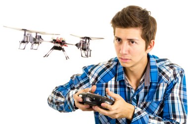 adam quadcopter drone ile oynama