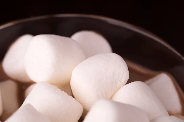 Marshmallows on top a cup of hot cocoa — Stock Photo, Image