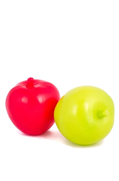 Brinquedo frutas plásticas isoladas em branco — Fotografia de Stock