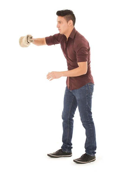 Hombre limpieza con un paño sobre un fondo blanco — Foto de Stock