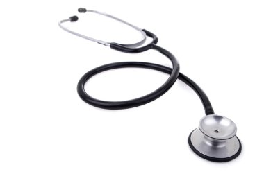 sthetoscope üzerinde beyaz izole