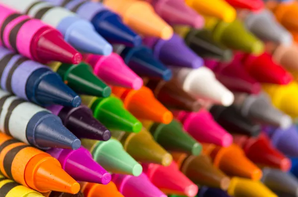 Crayones multicolores primer plano — Foto de Stock