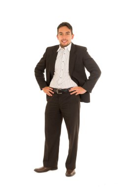 bir takım elbise poz içinde yakışıklı genç
