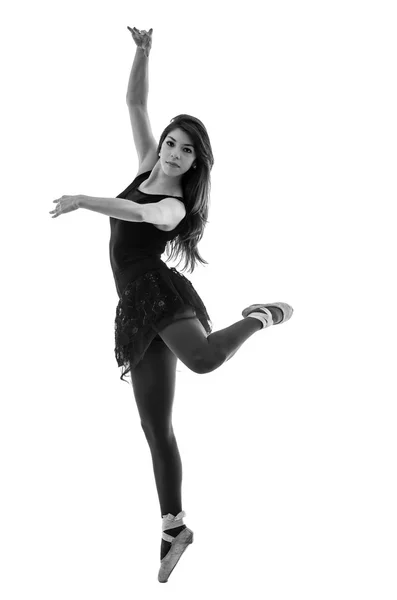 Silhouet van mooie vrouwelijke balletdanser — Stockfoto