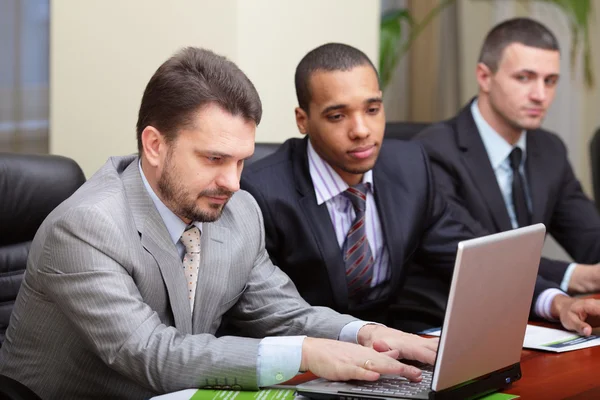 Diverse businessgroup at meeting — Stock Photo, Image