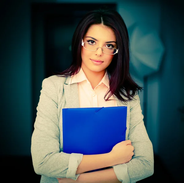 Portrait of a young businesswoman — Stock Photo, Image