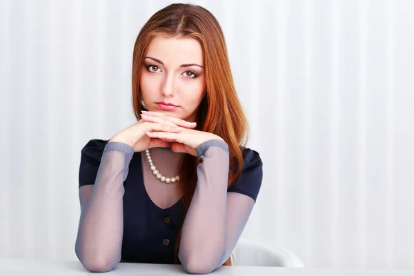 Sitting woman — Stock Photo, Image