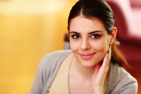 Young beautiful woman at home — Stock Photo, Image