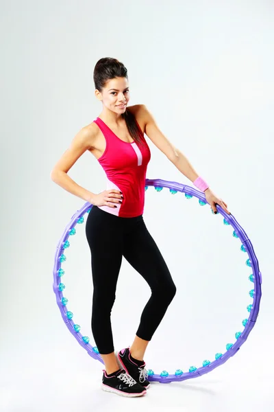 Kadına masaj hoop — Stok fotoğraf
