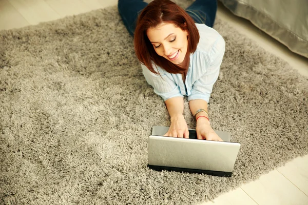 Portrait of a middle-aged woman — Stock Photo, Image