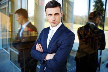 yakışıklı işadamı