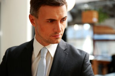 yakışıklı işadamı