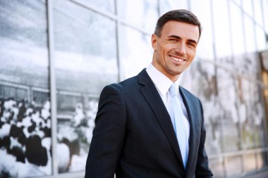 yakışıklı işadamı