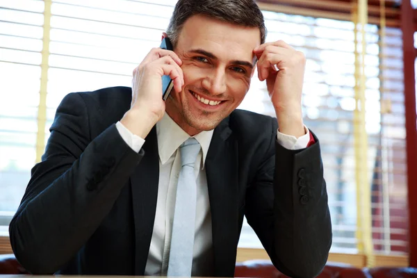 Handsome businessman — Stock Photo, Image