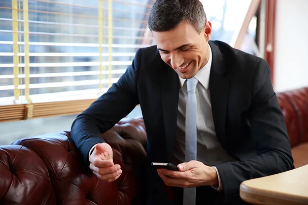 Handsome businessman — Stock Photo, Image