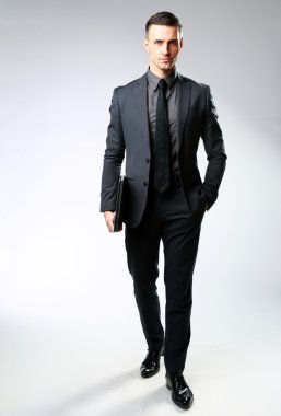 yakışıklı işadamı