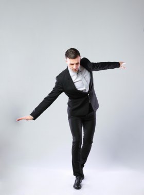 yakışıklı adam