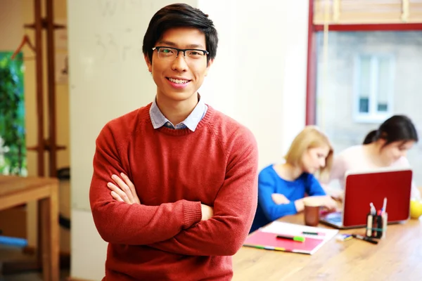 Glückliche Gruppe von Studenten — Stockfoto