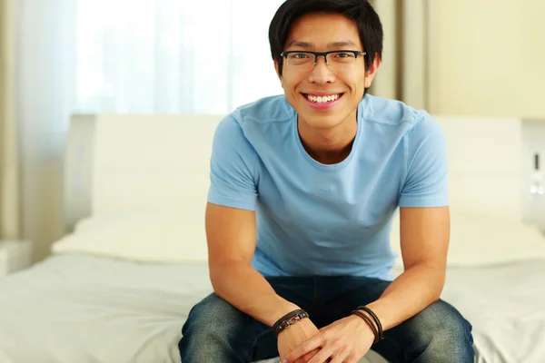 Handsome asian man at home — Stock Photo, Image