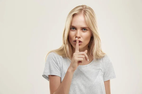 Portrait Young European Girl Silence Gesture Beautiful Blonde Female Teenager — Stock Photo, Image