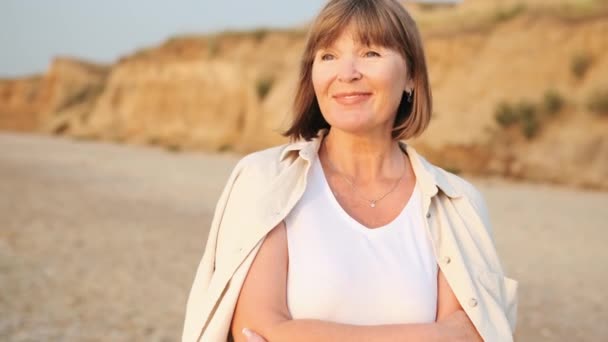Smiling Mature Woman Looking Sea Beach — Stock Video