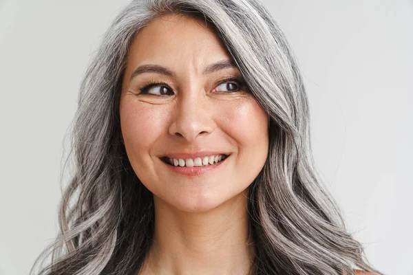 Mature Shirtless Woman Grey Hair Smiling Looking Aside Isolated White — Stock Photo, Image