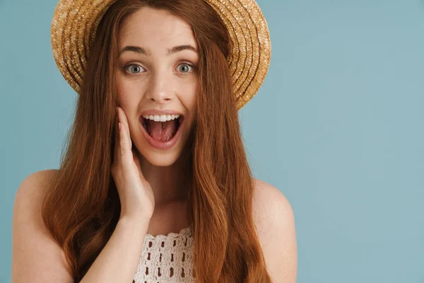 Young Ginger Woman Straw Hat Expressing Surprise Camera Isolated Blue — 图库照片