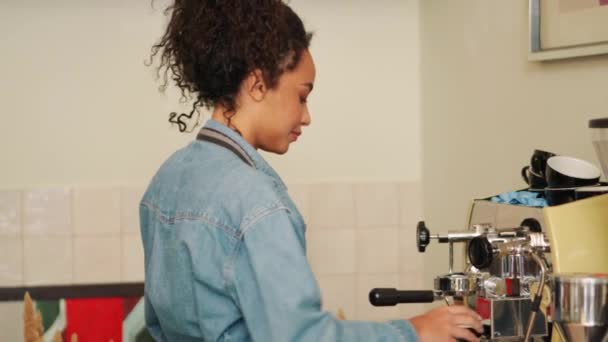 Cheerful African Woman Barista Making Coffee Cafe — Stockvideo