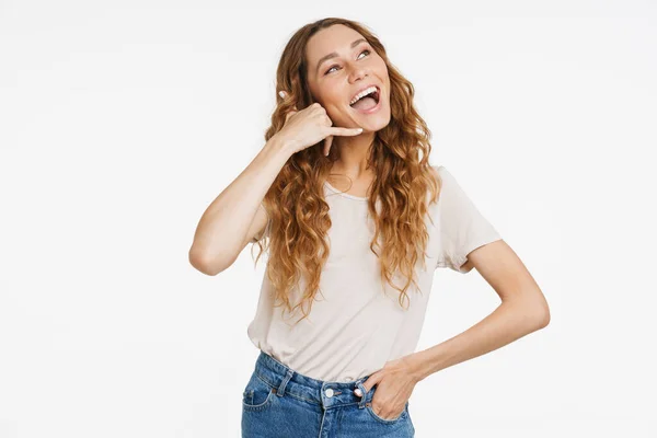 Giovane Donna Zenzero Shirt Ridere Fare Gesto Portatile Isolato Parete — Foto Stock