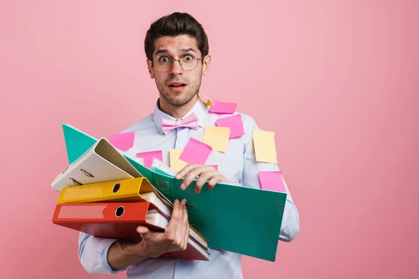 Young White Shocked Man Stickers Posing Document Cases Isolated Pink — Stock Photo, Image