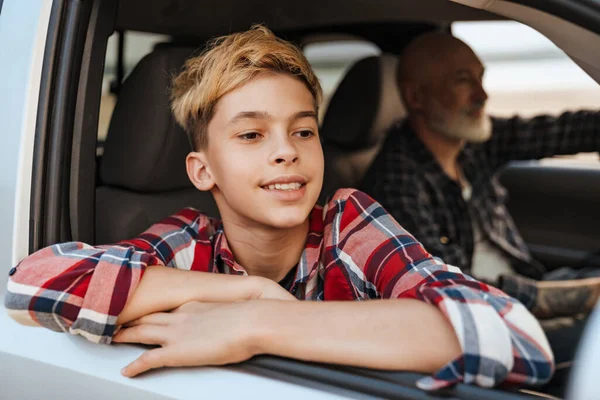 Happy Middle Aged Father His Preschooler Son Sitting Car Driving — Stockfoto