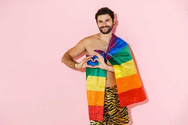 Young Shirtless Man Rainbow Flag Showing Heart Gesture Isolated Pink — ストック写真