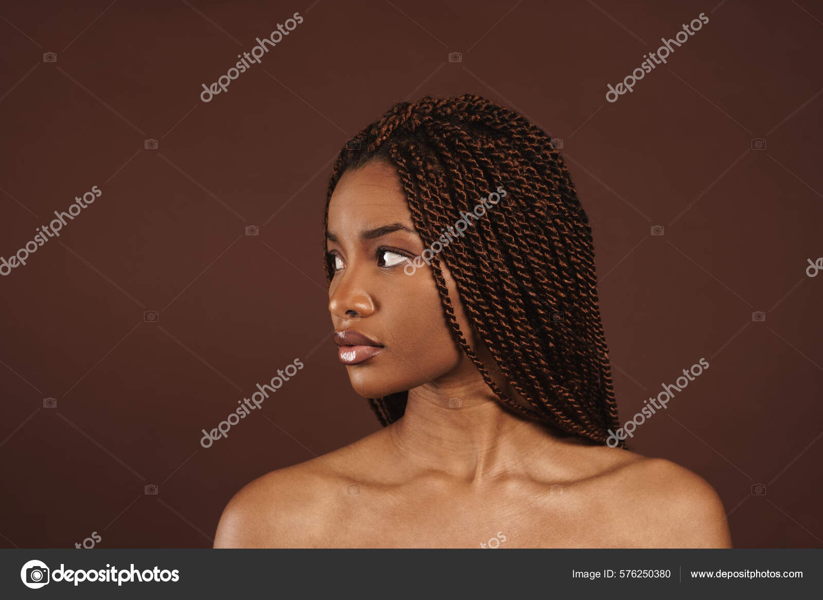 Femme noire promo nue
