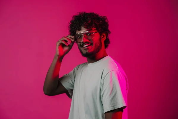 Young Middle Eastern Man Sunglasses Smiling Looking Camera Isolated Pink — Stock fotografie