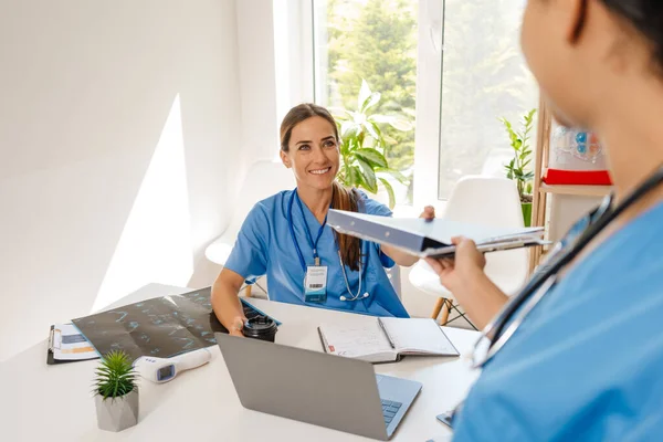 Multiracial Women Doctors Smiling Talking While Working Office Indoors — Foto Stock