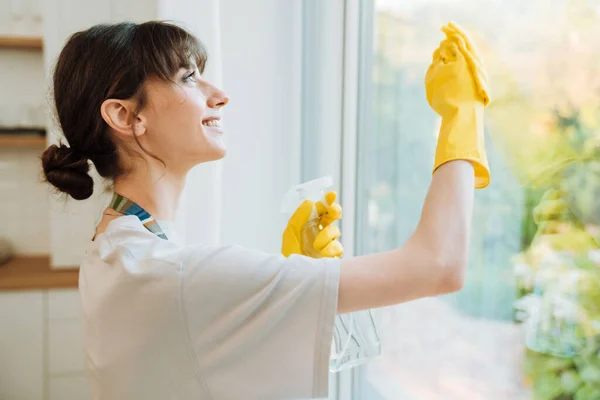 White Young Woman Gloves Smiling While Cleaning Window Home — Foto de Stock