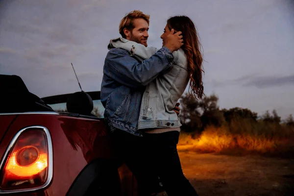 White Mid Couple Smiling Hugging While Standing Car Trip — Stok fotoğraf