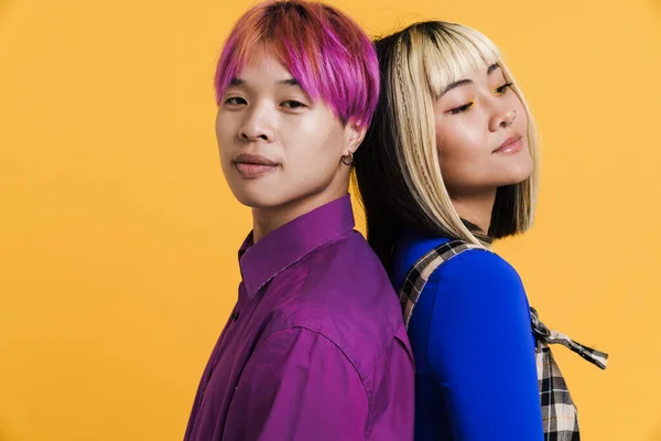 Asian Couple Multicolored Hair Posing Back Back Isolated Yellow Wall — Fotografia de Stock