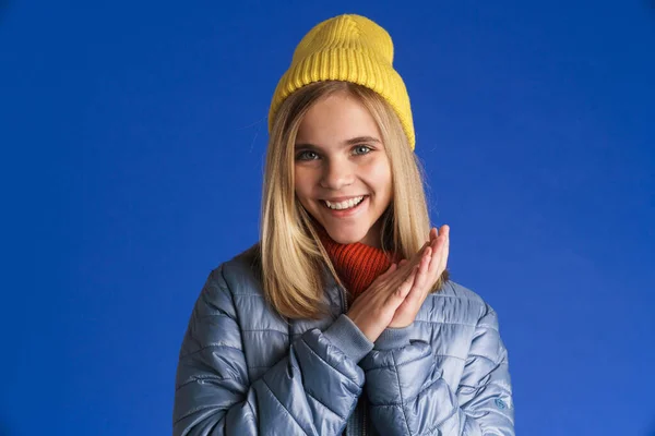 White Girl Wearing Hat Smiling Looking Camera Isolated Blue Background — Foto Stock