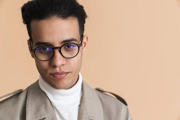 Young Middle Eastern Man Eyeglasses Posing Looking Camera Isolated Beige — Stockfoto