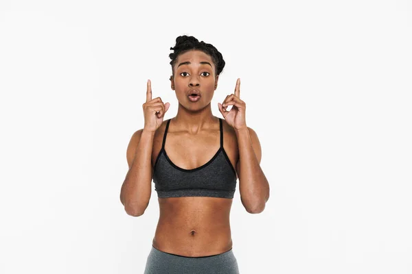 Shocked Black Sportswoman Pointing Finger Upward Isolated White Background — Fotografia de Stock