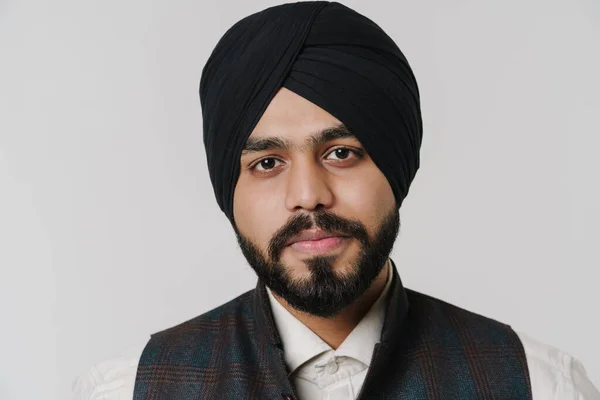 Bearded South Asian Man Wearing Turban Posing Looking Camera Isolated — Φωτογραφία Αρχείου