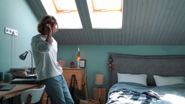 Positive Blond Man Wearing Eyeglasses Talking Smartphone Home Indoors — Stock Video