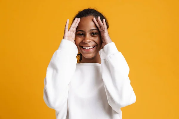 Brunette Black Girl Smiling Looking Camera Isolated Yellow Background — Zdjęcie stockowe