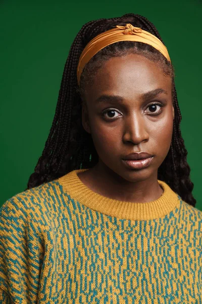 Black Young Woman Pigtails Looking Camera Isolated Green Wall — Stockfoto