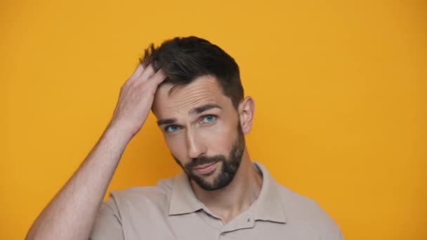 Handsome Brunet Man Wearing Shirt Correcting His Hairstyle Camera While — Stok Video